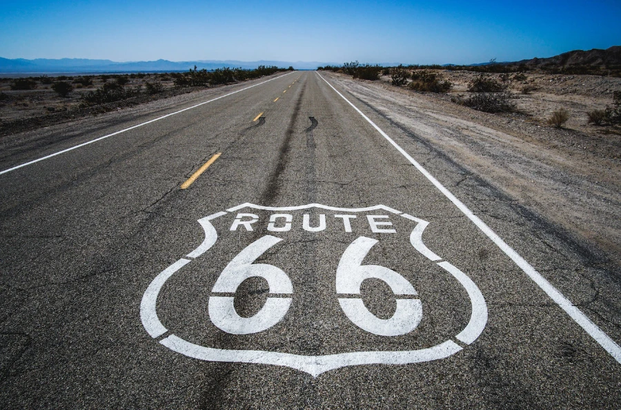 How much does it cost to travel Route 66 - per day? Best tips for budget travel on Route 66.