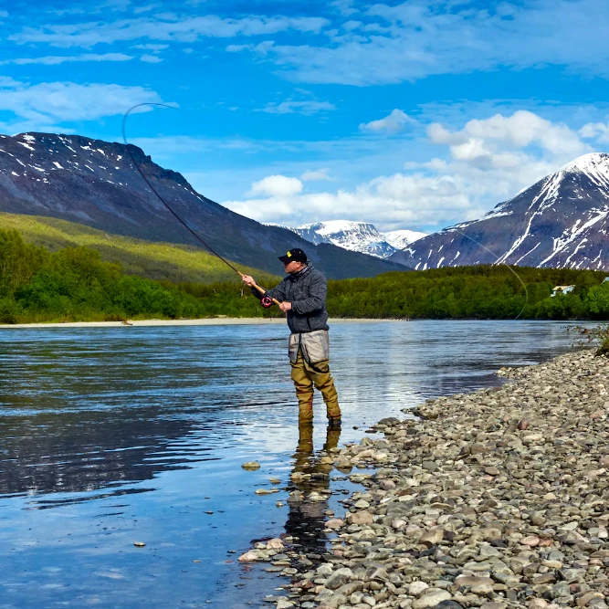 Alaska Highway – TOP 7 BEST Spots for FISHING Along the ALCAN